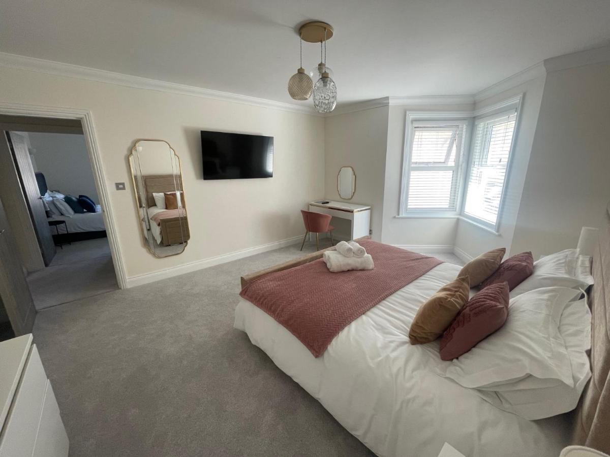 Exquisite Apartment, Stone Throw From The Beach Bournemouth Eksteriør bilde