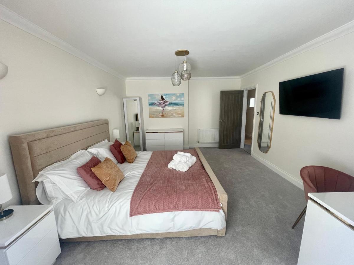 Exquisite Apartment, Stone Throw From The Beach Bournemouth Eksteriør bilde