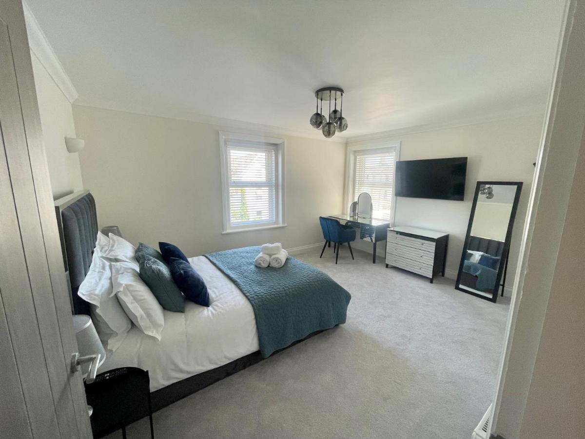 Exquisite Apartment, Stone Throw From The Beach Bournemouth Eksteriør bilde