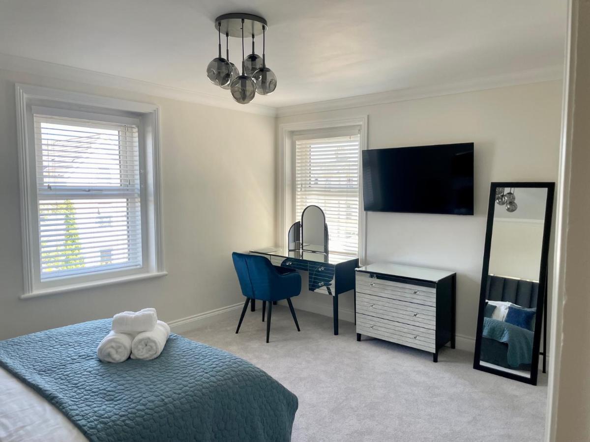 Exquisite Apartment, Stone Throw From The Beach Bournemouth Eksteriør bilde
